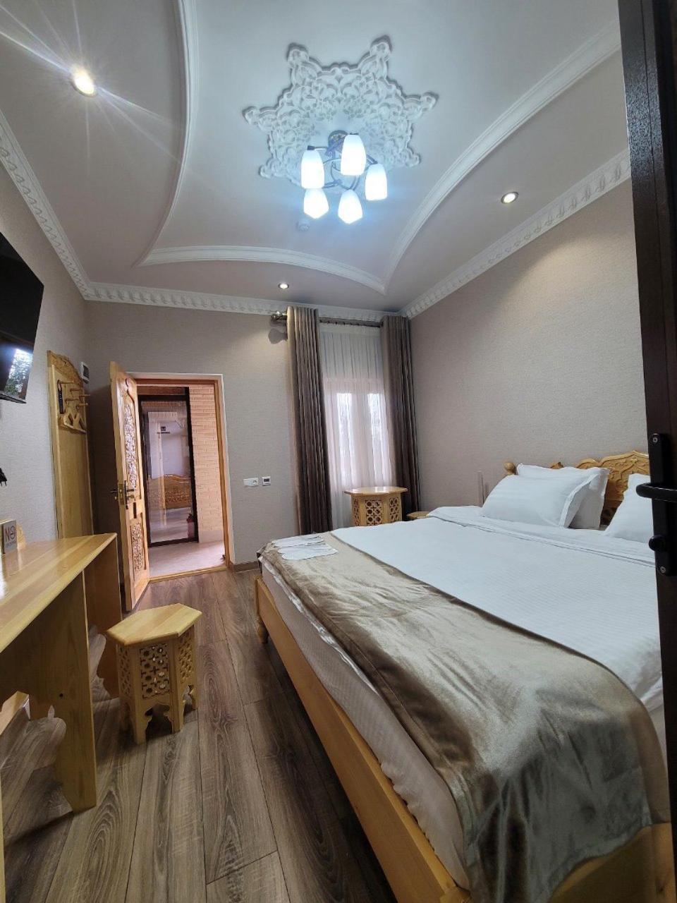 Hanifa Boutique Samarkand Buitenkant foto