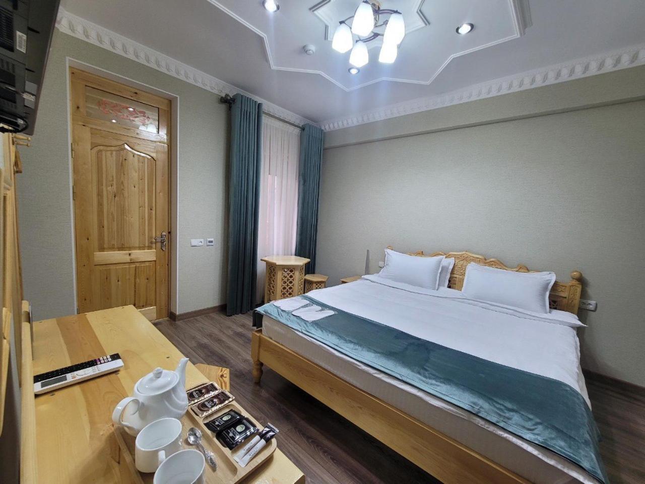 Hanifa Boutique Samarkand Buitenkant foto